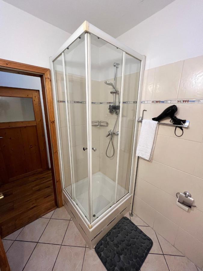 Apartament 85Qm - Zentrale Lage - Parkplatz Getynga Zewnętrze zdjęcie